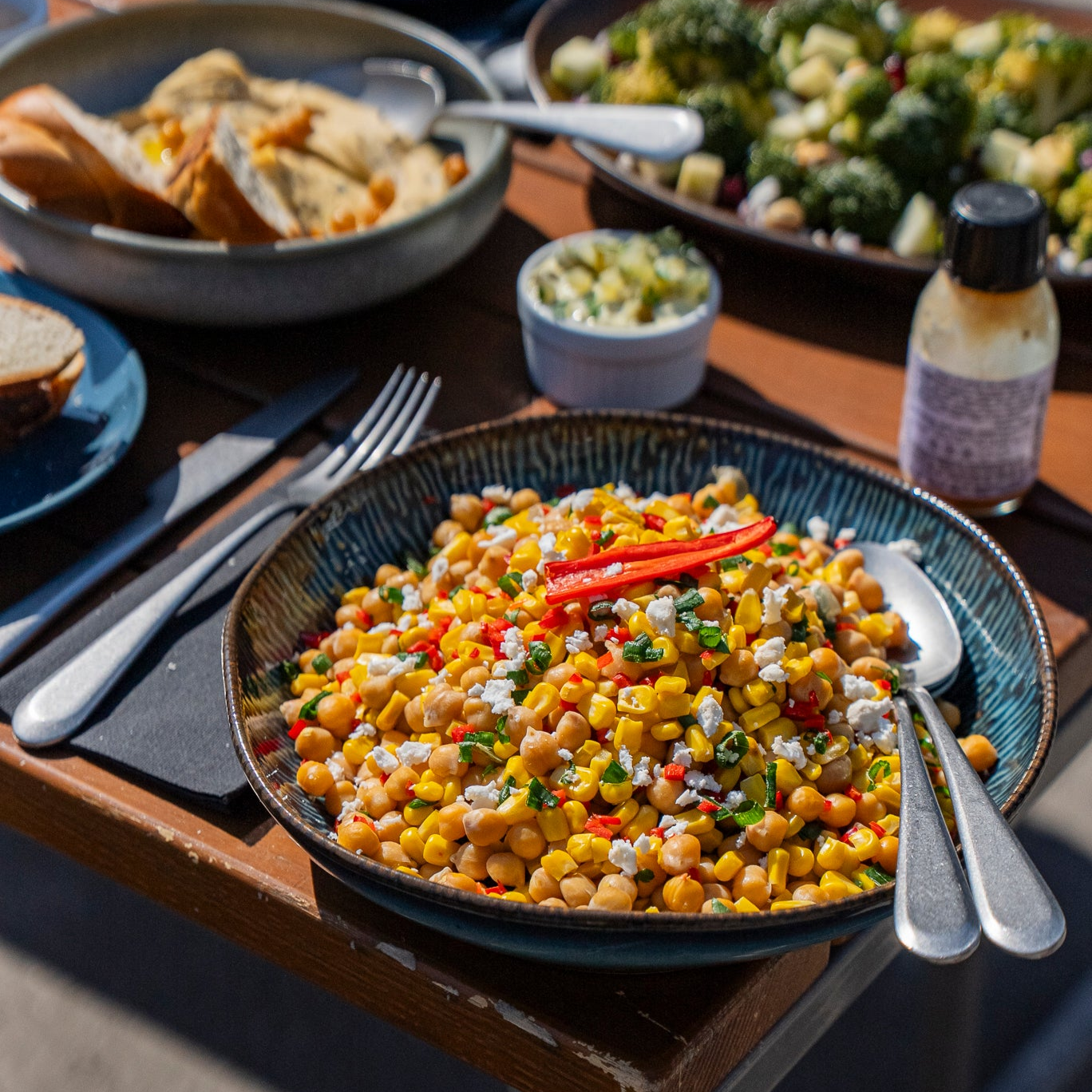 Corn, chick peas & feta